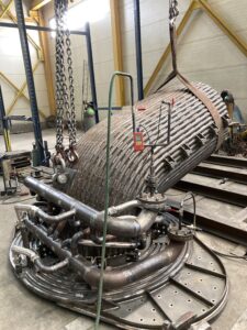 KOLENO STABILNÉ DELENÉ / 2023